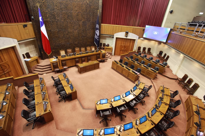 Proyecto de ley carcel adultos mayores chile krassnoff macaya